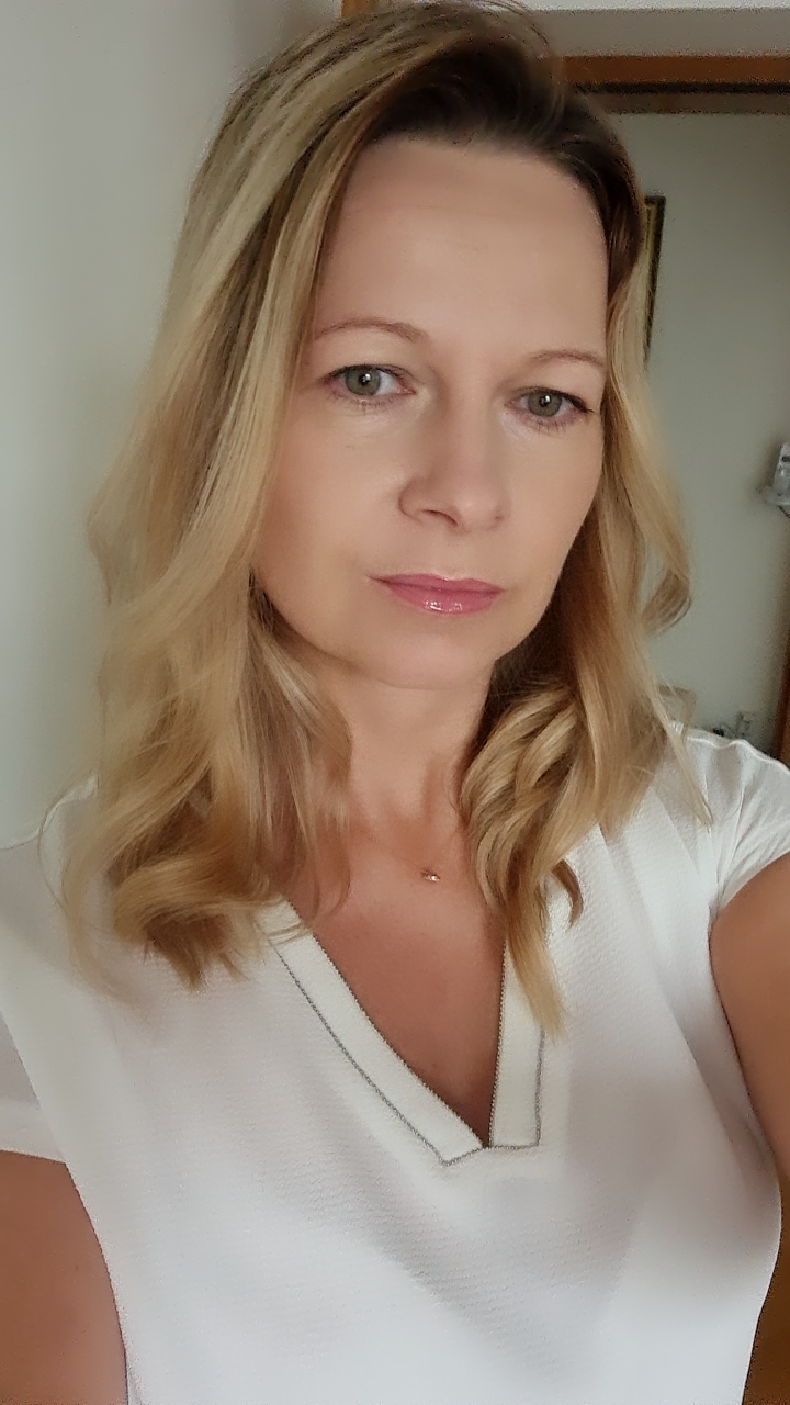 Ambasador Anna Karlak